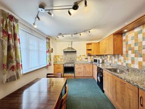 Photo 8- click for photo gallery